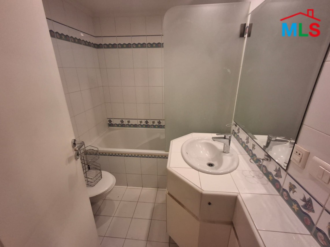 Furnished 4-Bedroom Apartment For Rent in Achrafieh, Nazareth