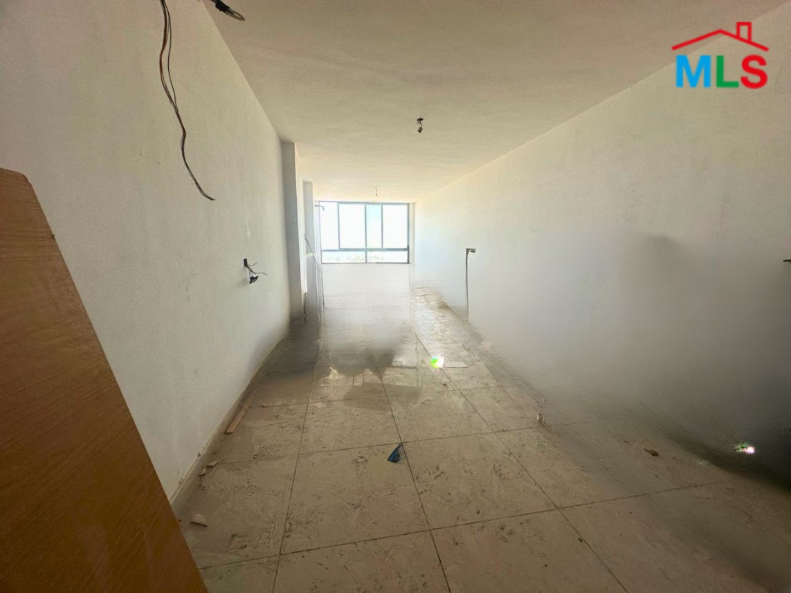 60 m2 Office For Rent in Mtayleb