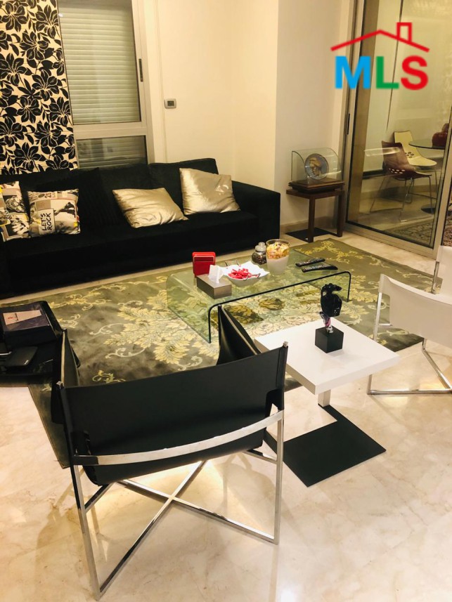Moden One Bedroom Apartment For Rent in Sioufi, Achrafieh