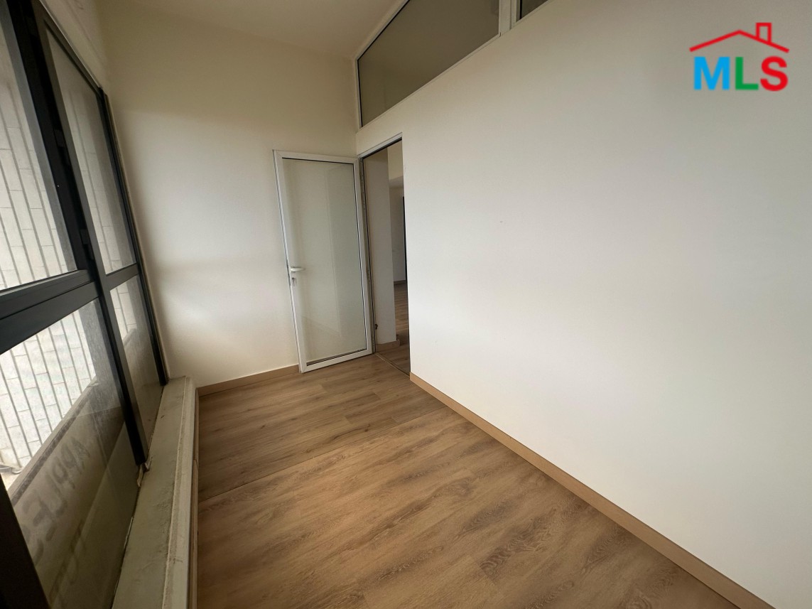 Exclusive! 80 SQM Office For Rent In Mtayleb