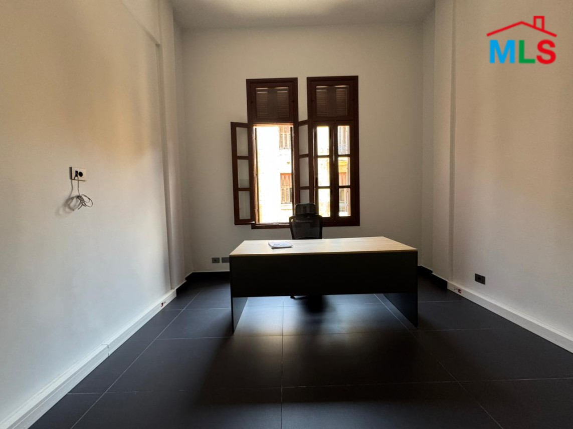 Fully Furnished And Decorated Office For Rent in Downtown