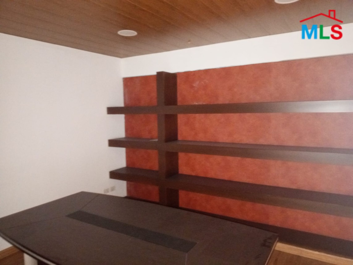 100 SQM Office For Rent in Saifi