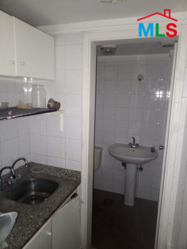 100 SQM Office For Rent in Saifi