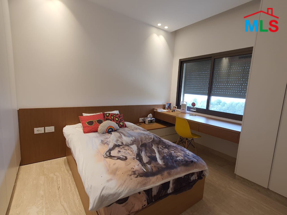 Fully Furnished Decorated Penthouse For Rent in A Prime Location In Adma