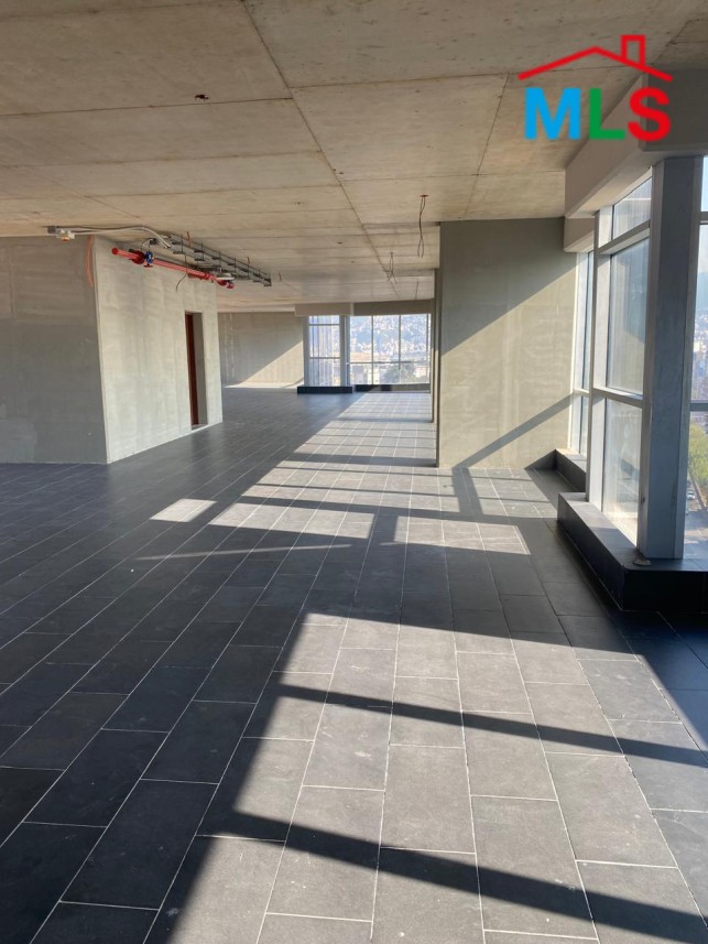 450 SQM Office with Mountain & Sea Views For Rent in Medawar