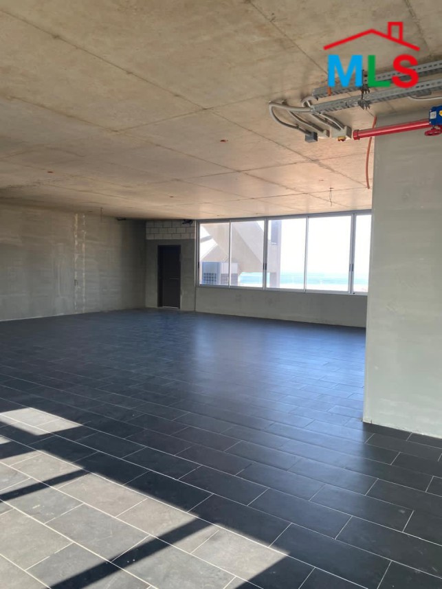 450 SQM Office with Mountain & Sea Views For Rent in Medawar
