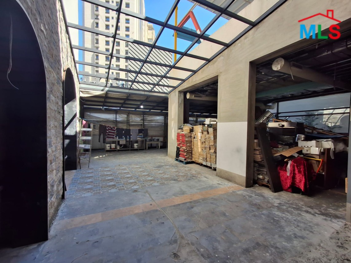 1,035 SQM Restaurant with Terrace For Rent in Achrafieh, Sodeco