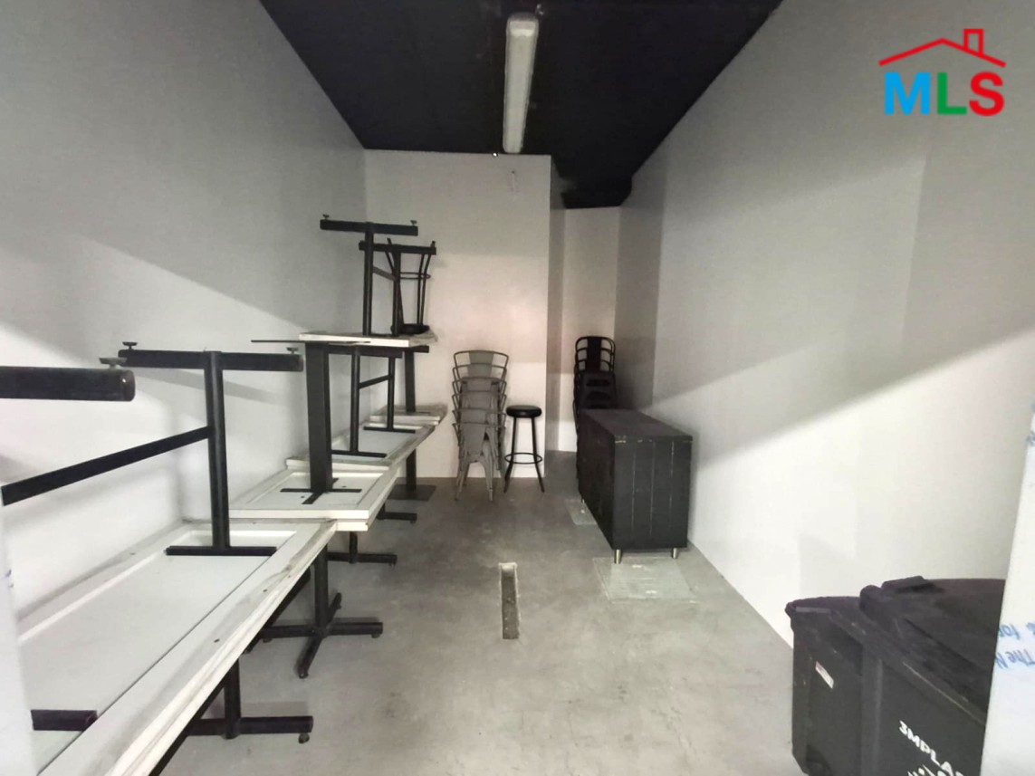 1,035 SQM Restaurant with Terrace For Rent in Achrafieh, Sodeco