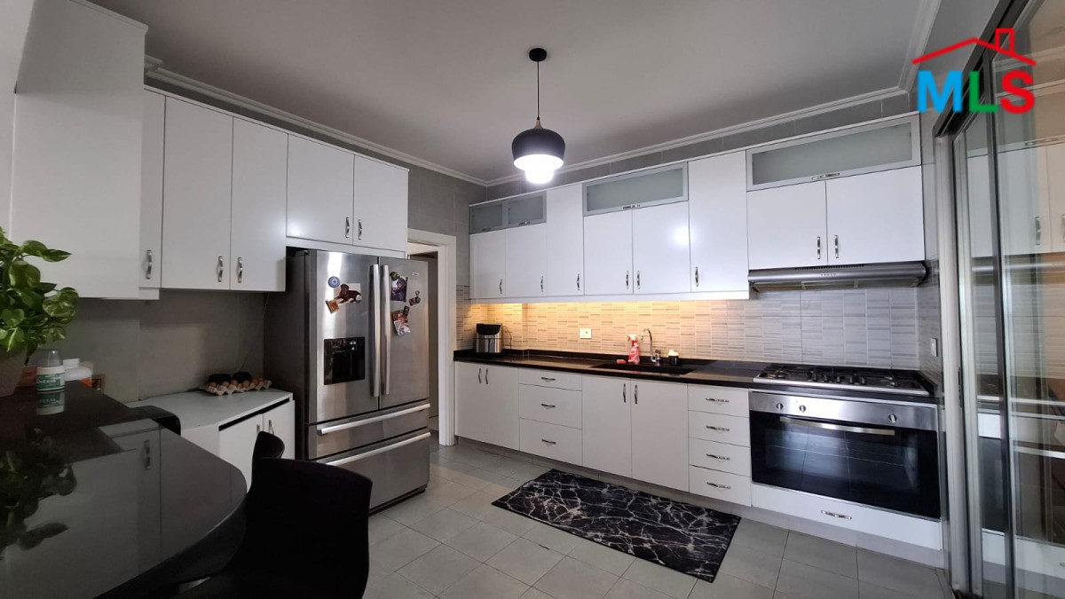 3-Bedroom Apartment For Rent In Aamchit A Minute Away From the Highway