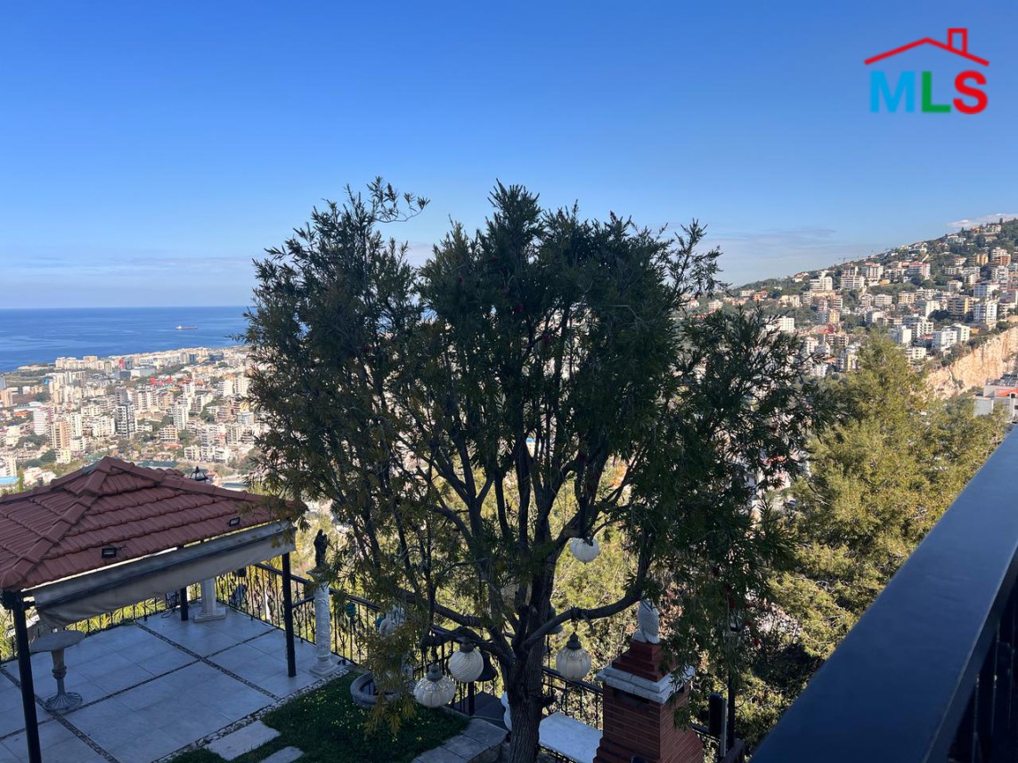 Fully Furnished Decorated Apartment With Terrace For Rent in Bsalim