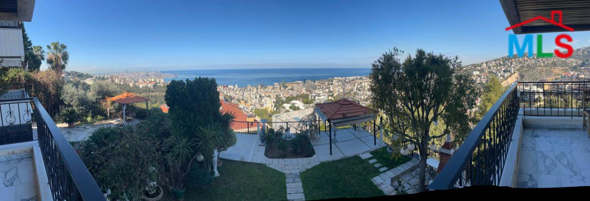 Fully Furnished Decorated Apartment With Terrace For Rent in Bsalim