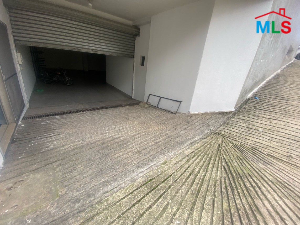 350 SQM Warehouse For Rent In Mazraat Yachouh
