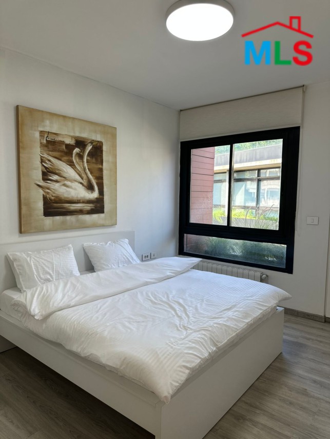 Furnished Cozy 2-Bedroom Apartment For Rent in Hazmieh