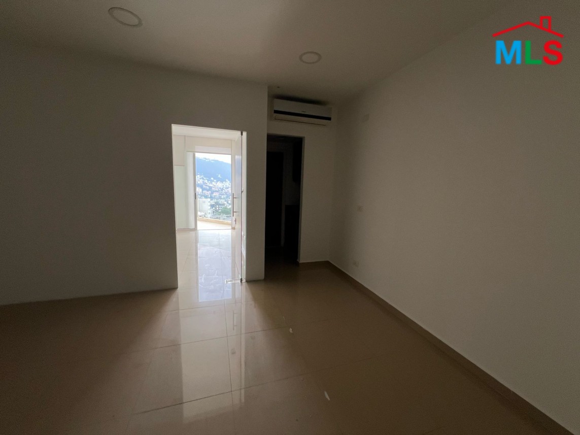 70 Sqm Office For Rent in Adma
