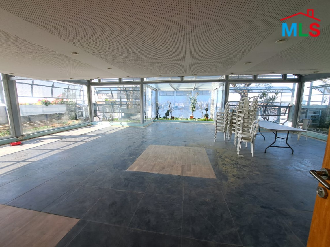 High-End Commercial Building For Rent in A Prime Location In Dekweneh