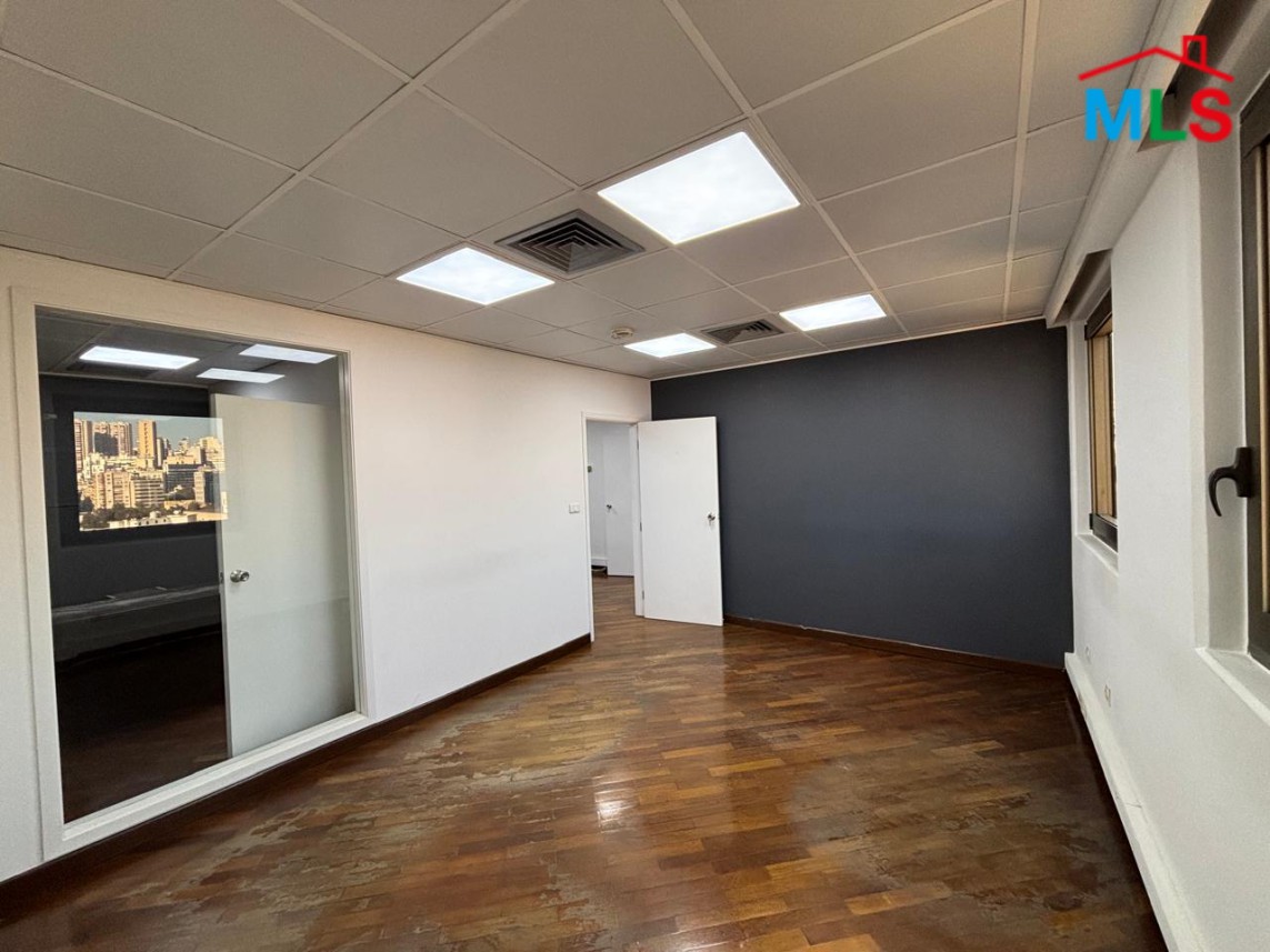 70 SQM Office For Rent in Badaro