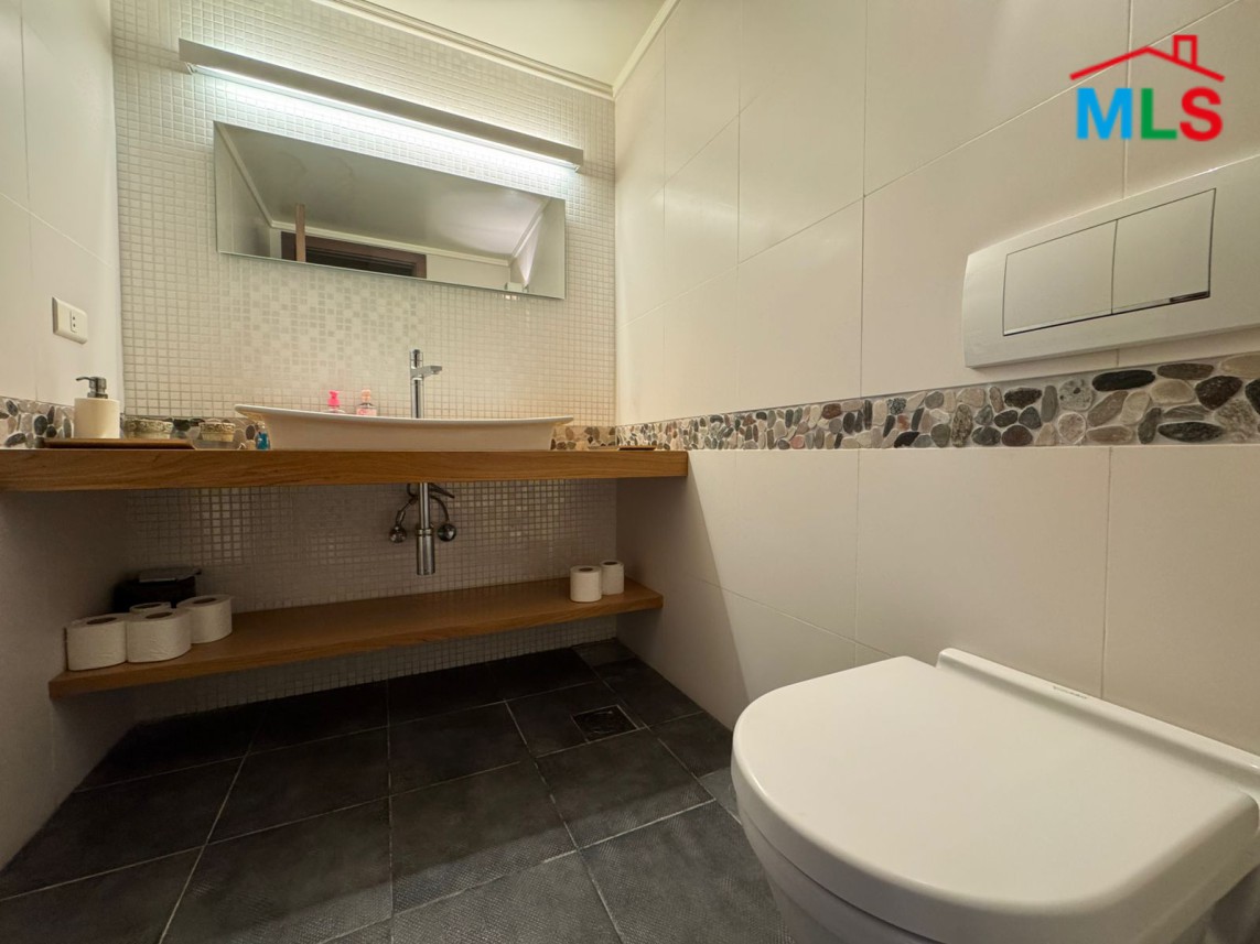 Luxurious Furnished Apartment For Rent In Monteverde