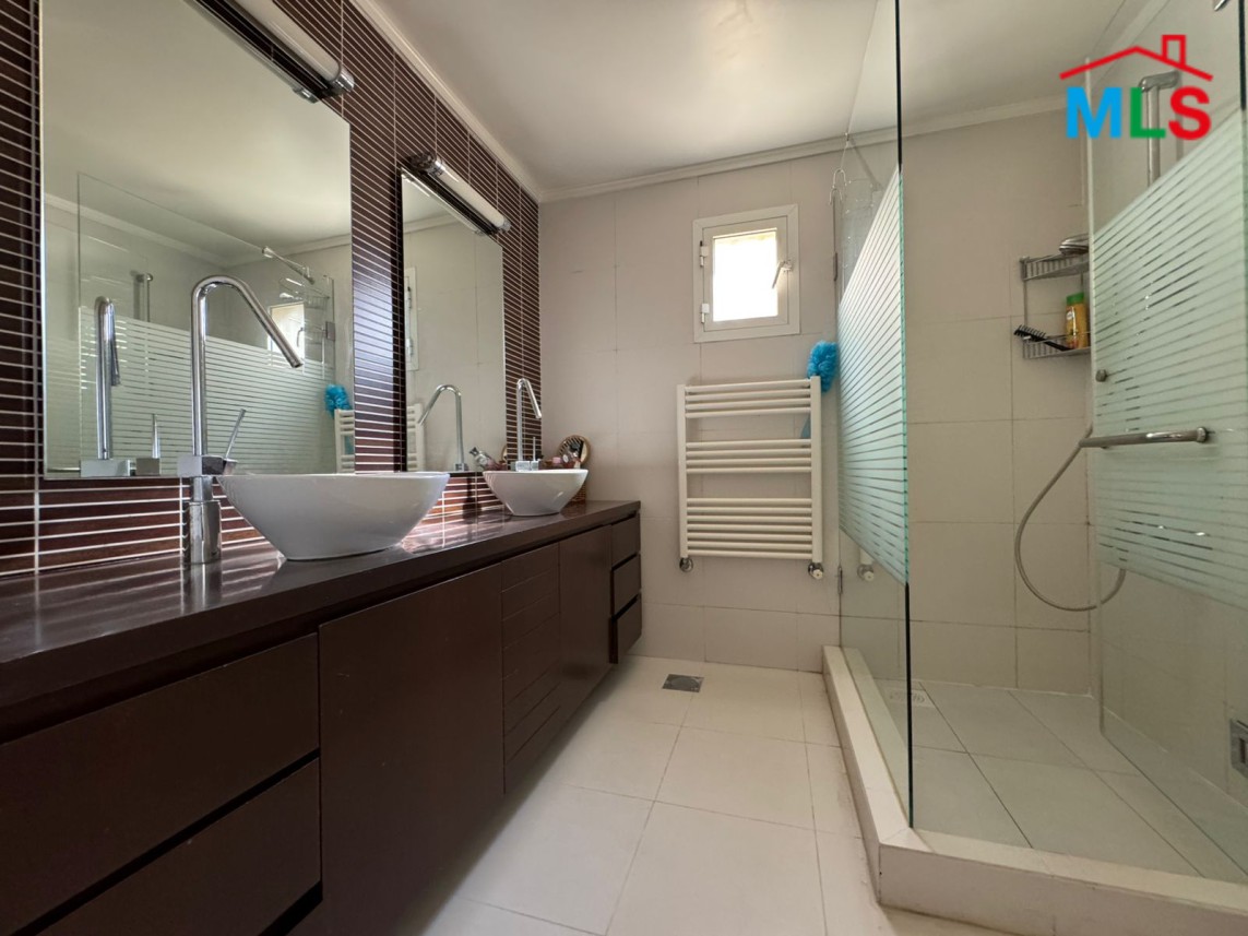 Luxurious Furnished Apartment For Rent In Monteverde