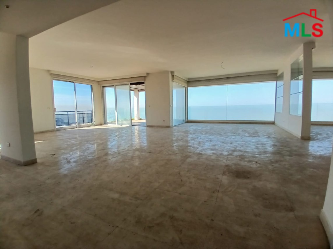 Spacious High-End Apartment With Great Sea View For Rent in Rabieh