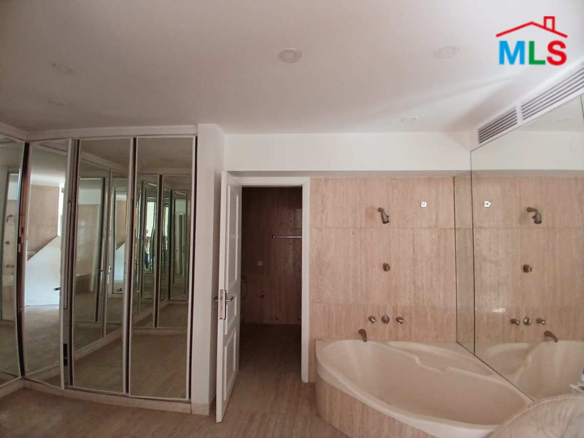 Spacious High-End Apartment With Great Sea View For Rent in Rabieh