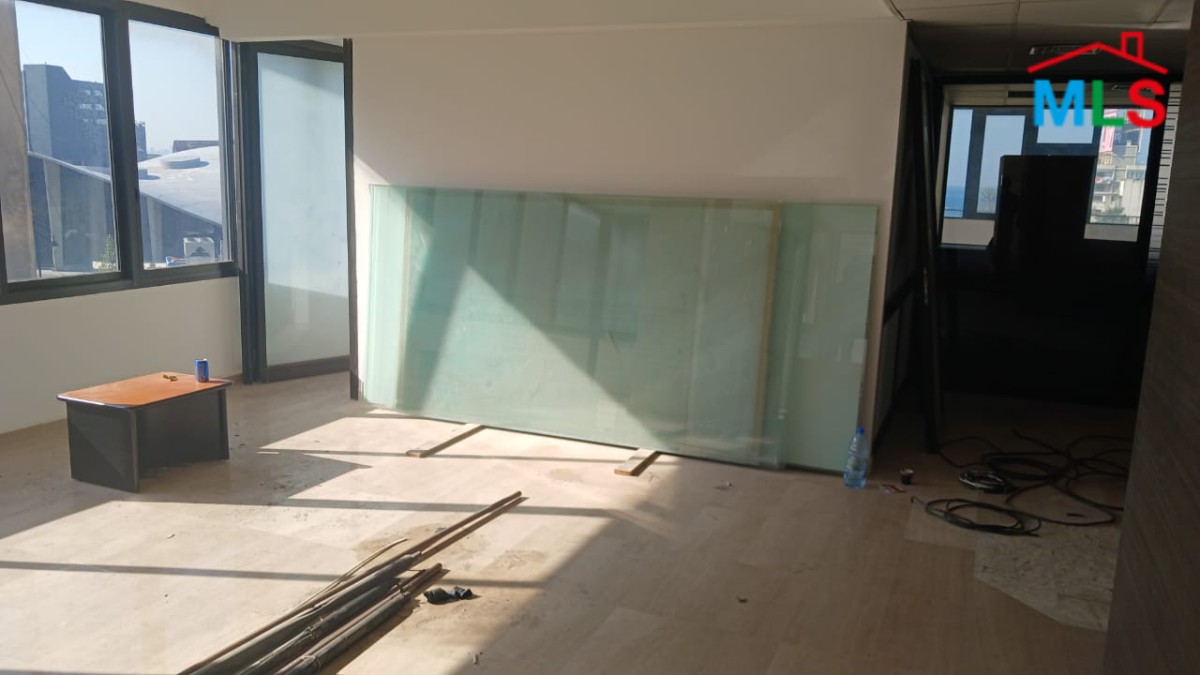 240 SQM Office For Rent In Jal El Dib