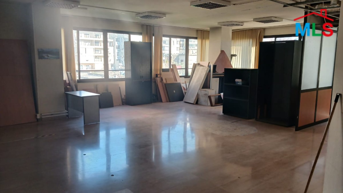 Spacious Office For Rent In Jal El Dib