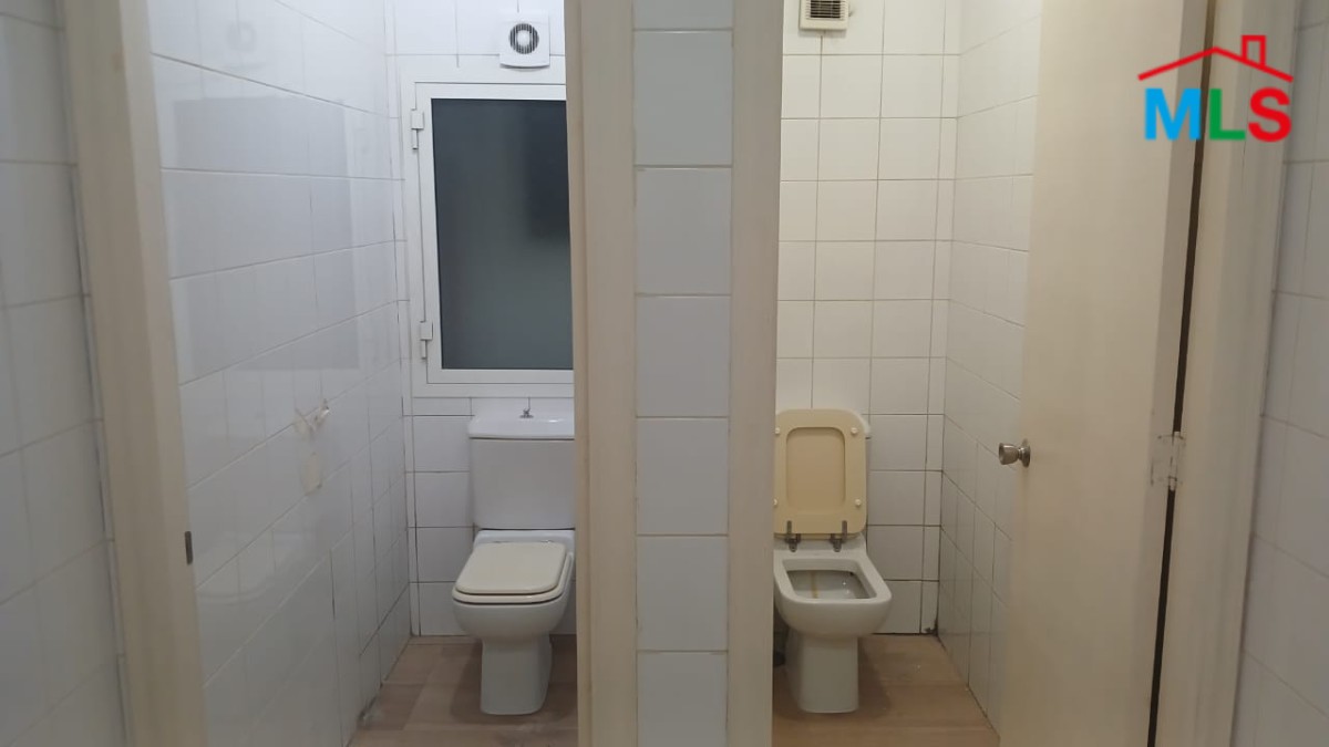 Spacious Office For Rent In Jal El Dib