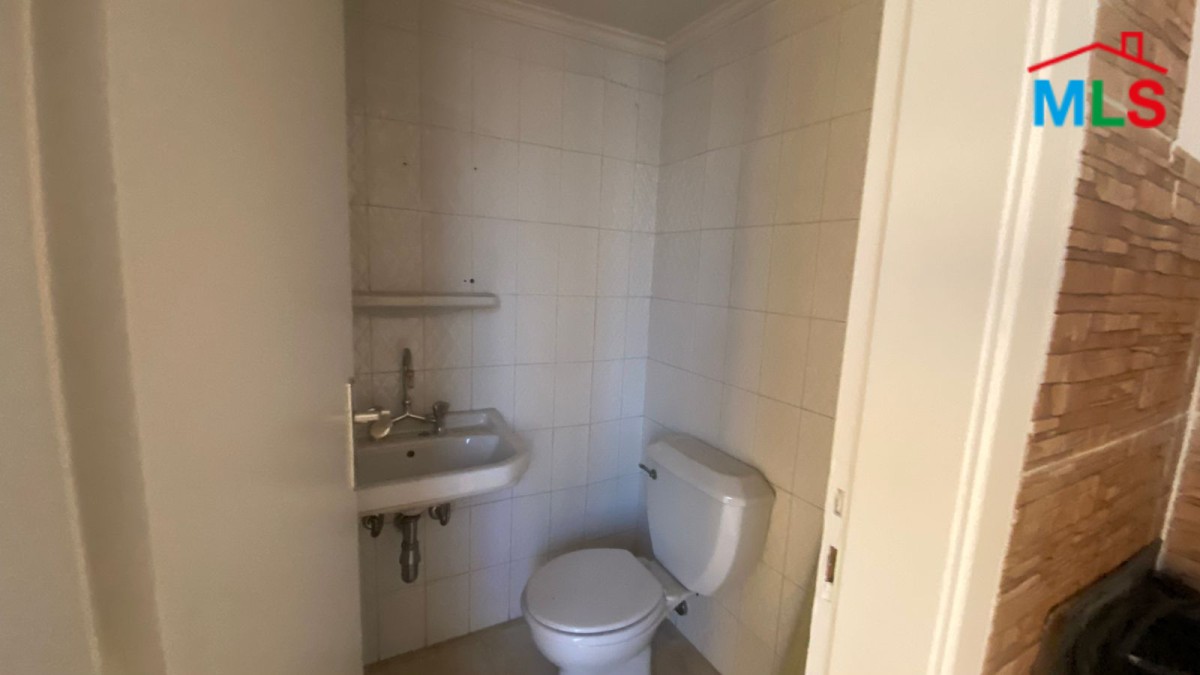 75 SQM Office With Terrace For Rent in a Prime Location in Zalka