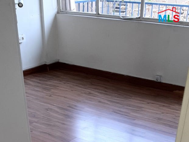 3-Bedrooms Apartment For Rent in Achrafieh, Near Sassine Square