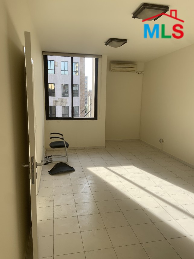 Well Located Office For Rent in Jal El Dib