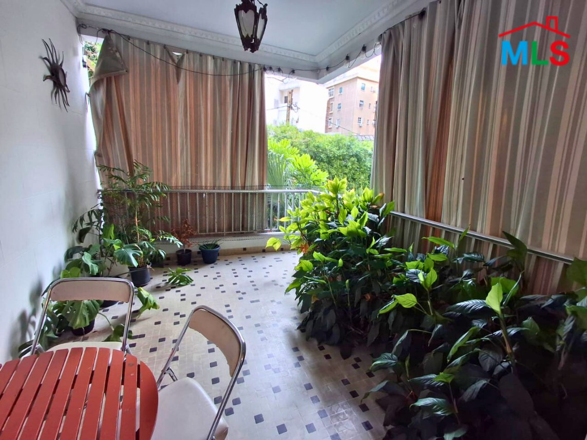 Furnished 3-Bedrooms Apartment For Rent in Achrafieh, Rmeil