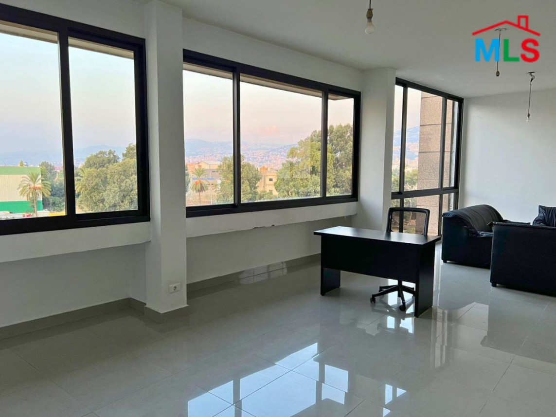 Furnished Open-Space Office For Rent in Dora