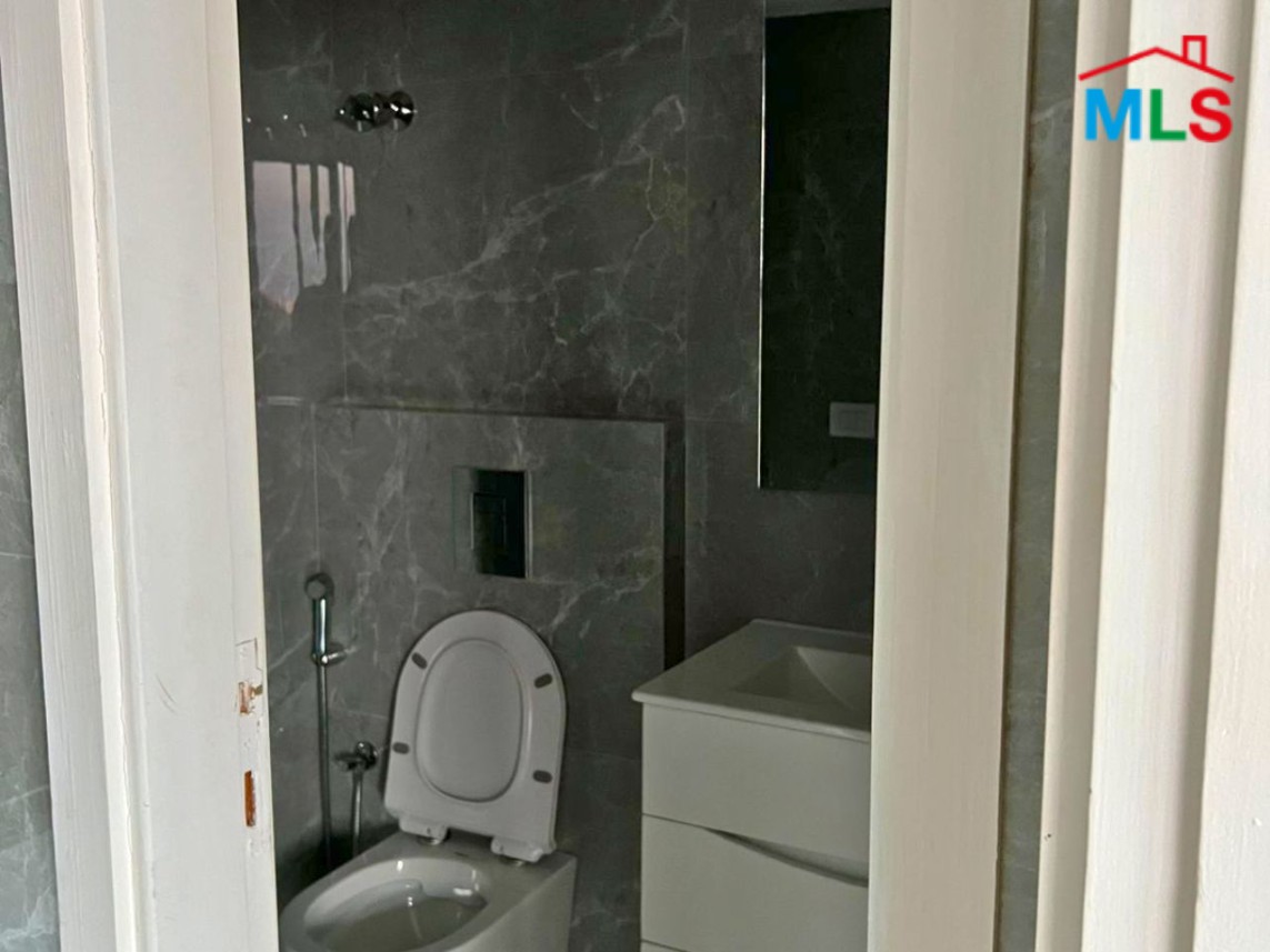 Furnished Open-Space Office For Rent in Dora