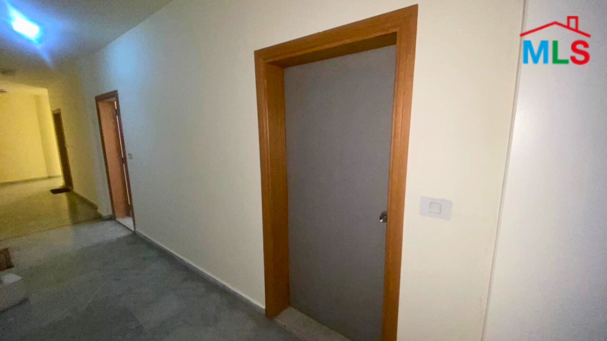 A 60 SQM Office For Rent in Kornet Chehwan