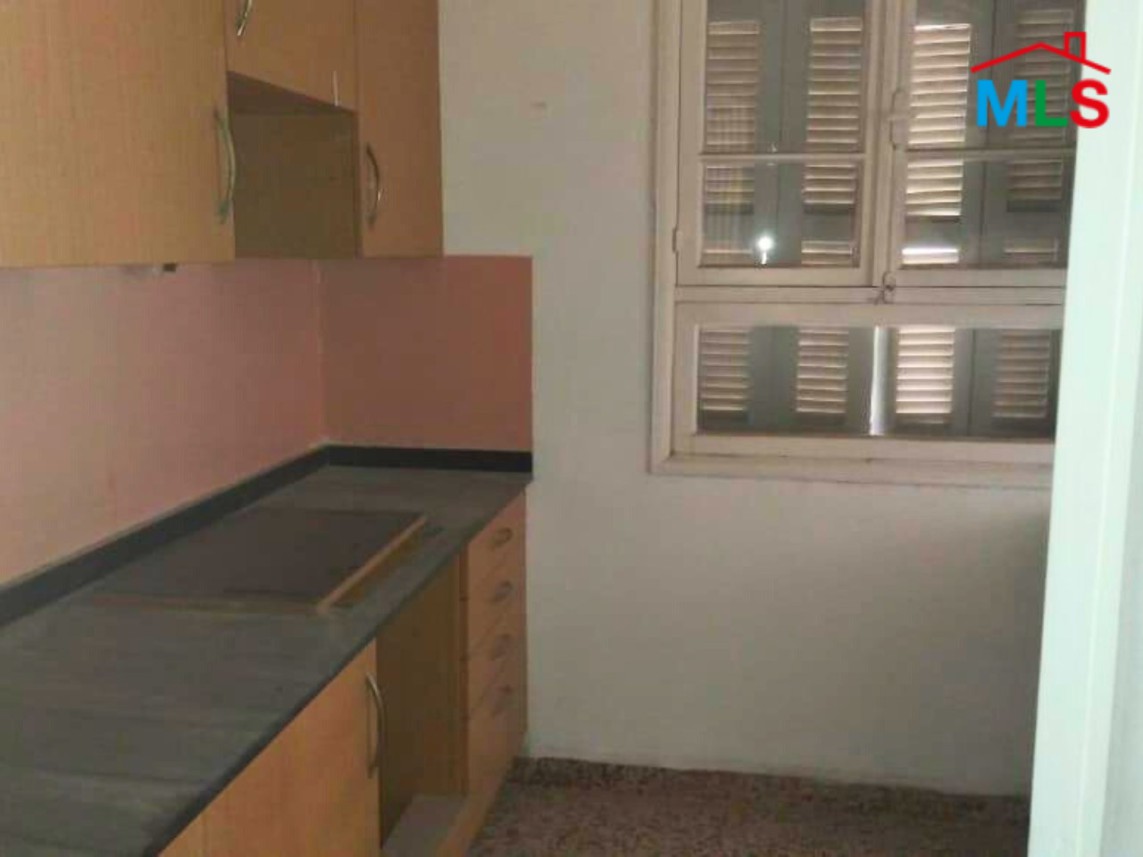 Classical 3-Bedroom Apartment For Rent in Achrafieh, Sioufi