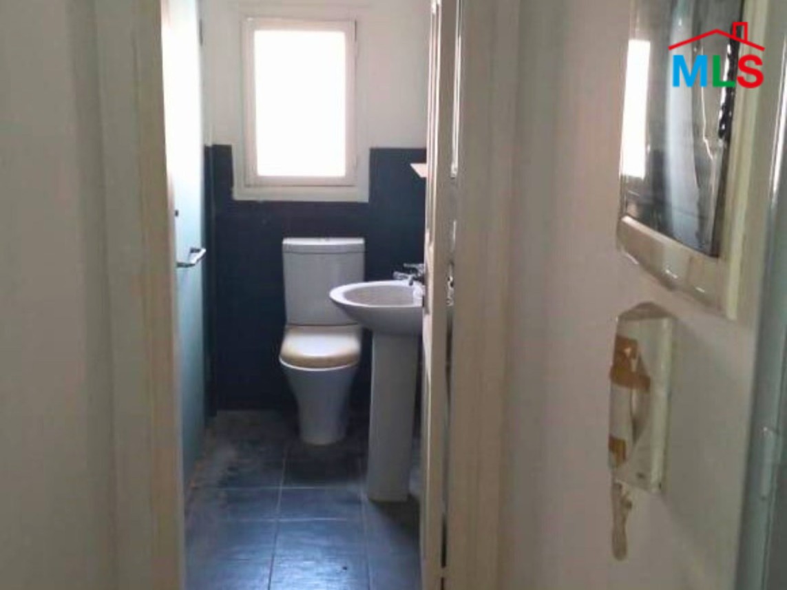Classical 3-Bedroom Apartment For Rent in Achrafieh, Sioufi