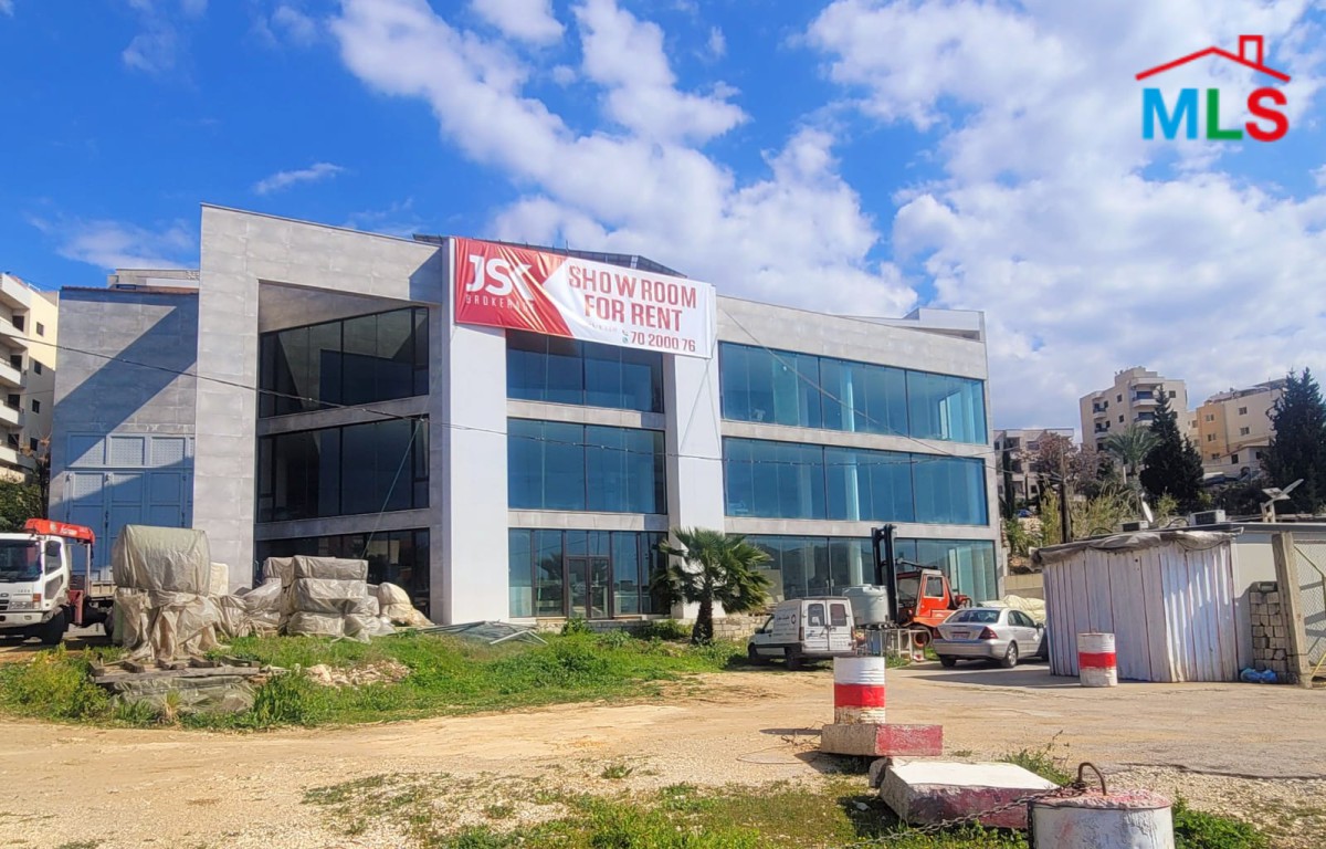 Showroom For Rent on the Highway of Nahr Ibrahim