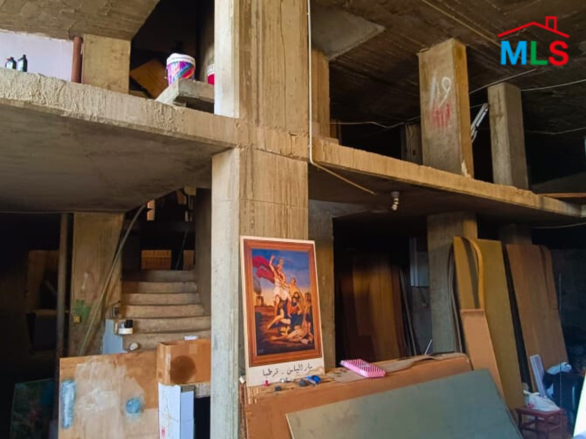 Duplex Warehouse For Rent in Halat
