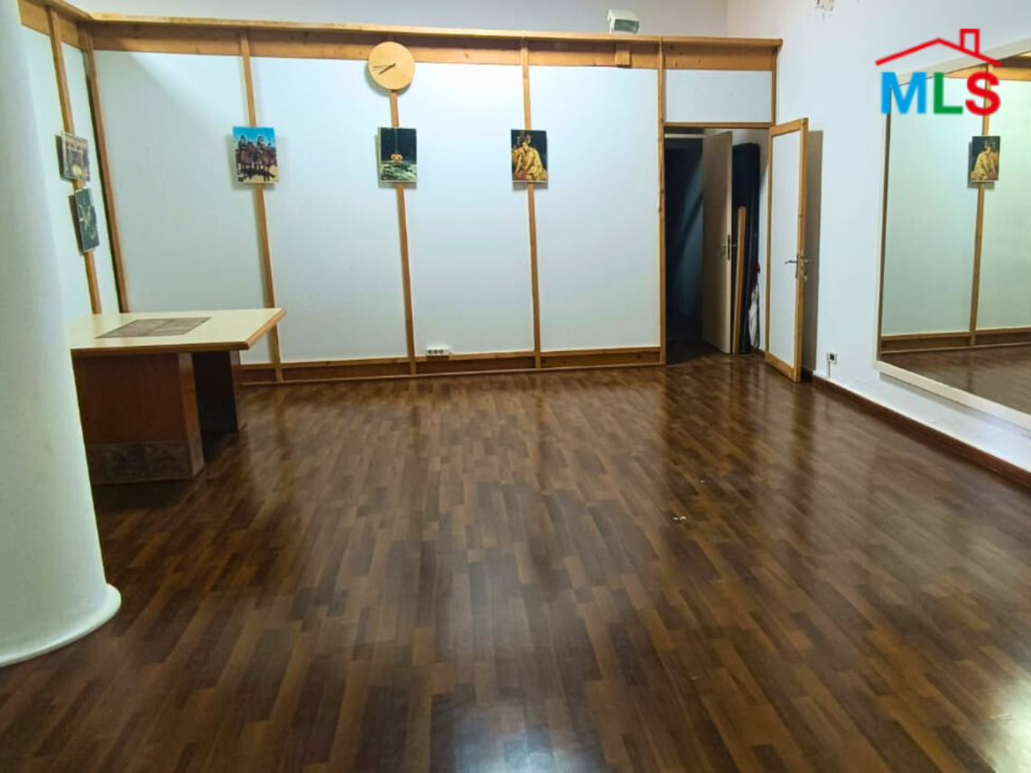 A Showroom For Rent in the Heart of Sahel Alma