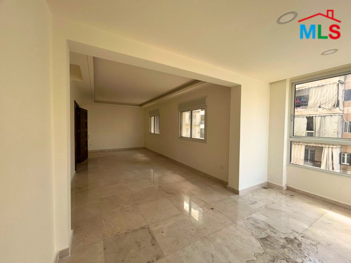 3-Bedroom Apartment For Rent in Verdun, Ras Beirut
