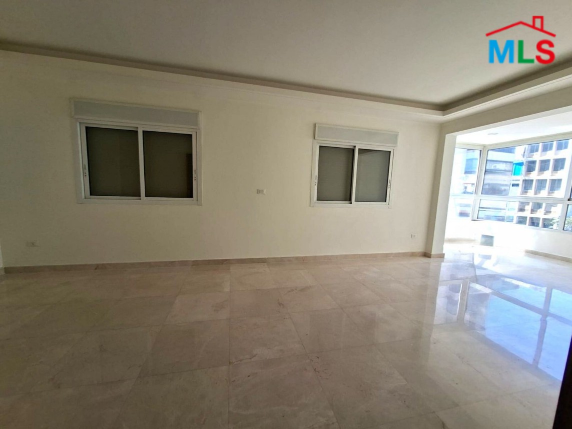 3-Bedroom Apartment For Rent in Verdun, Ras Beirut