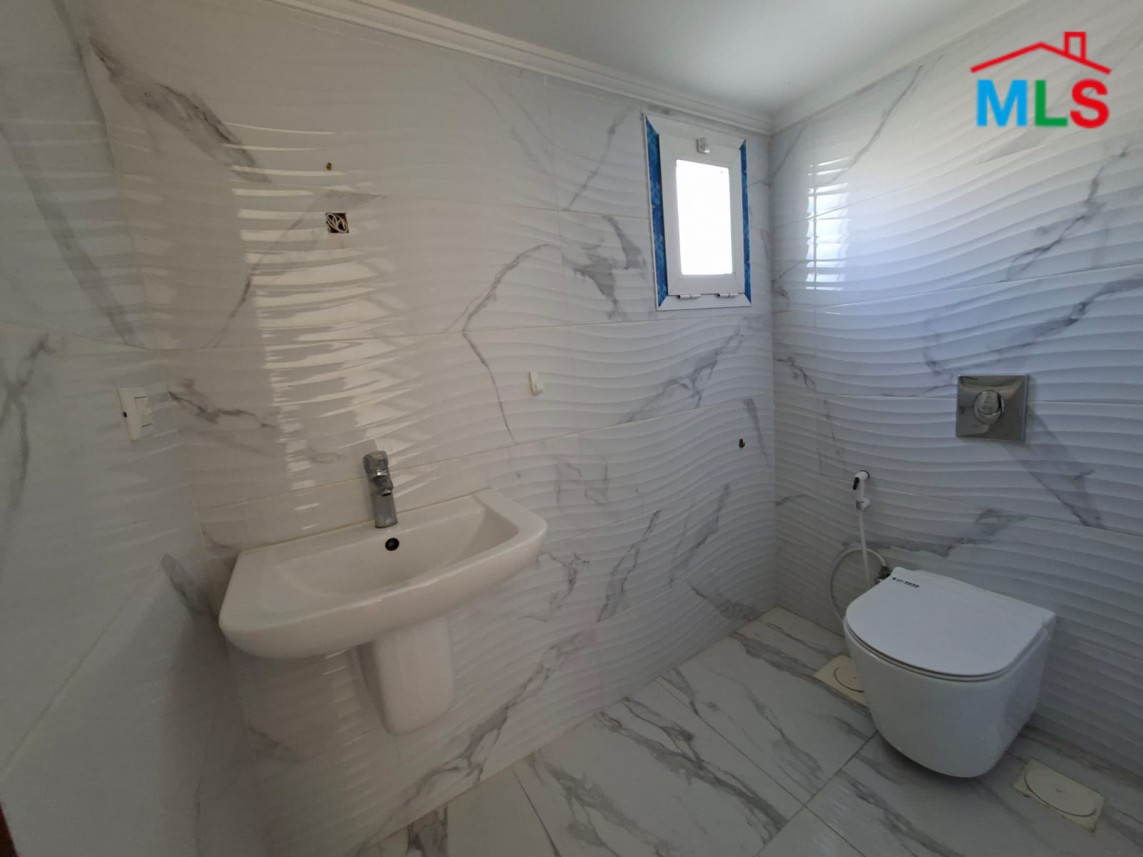 3-Bedroom Apartment For Rent in Verdun, Ras Beirut