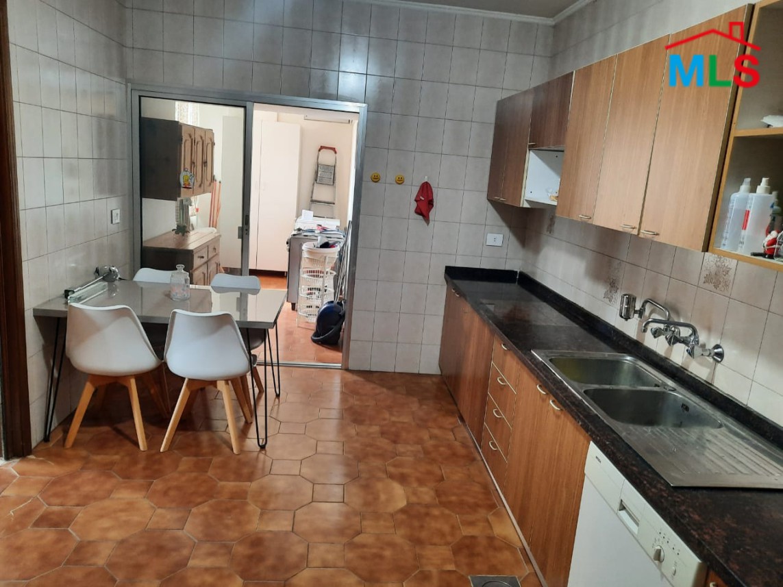 Fully-Furnished Modern Apartment For Rent in Naccache