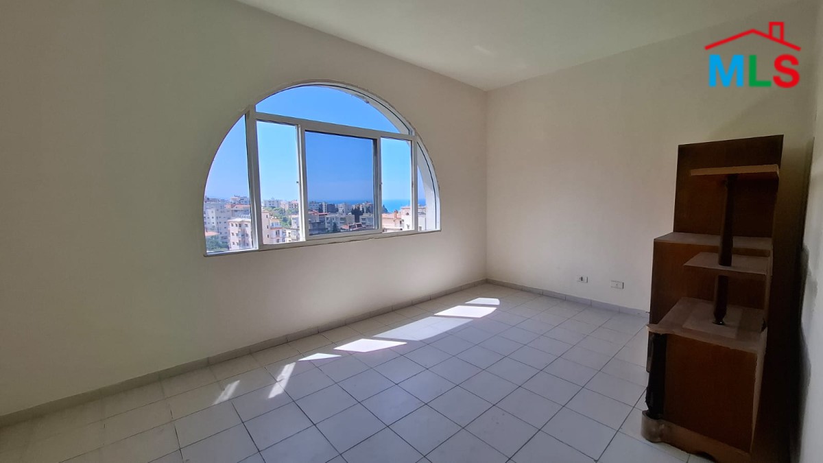 Office For Rent in Jbeil in a Well-Known Center