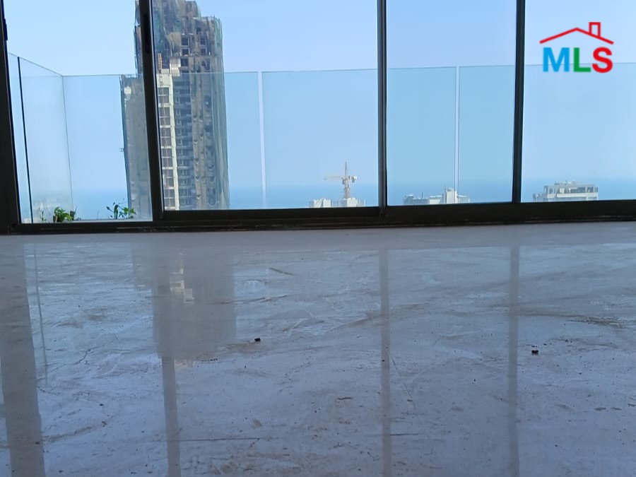3-Bedroom Apartment with Sea View For Rent in Hamra, Ras Beirut