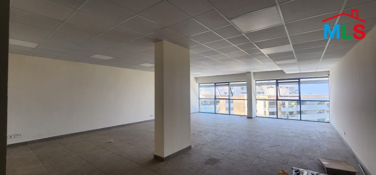 97 SQM Open-Space Office For Rent in Fiyadiye