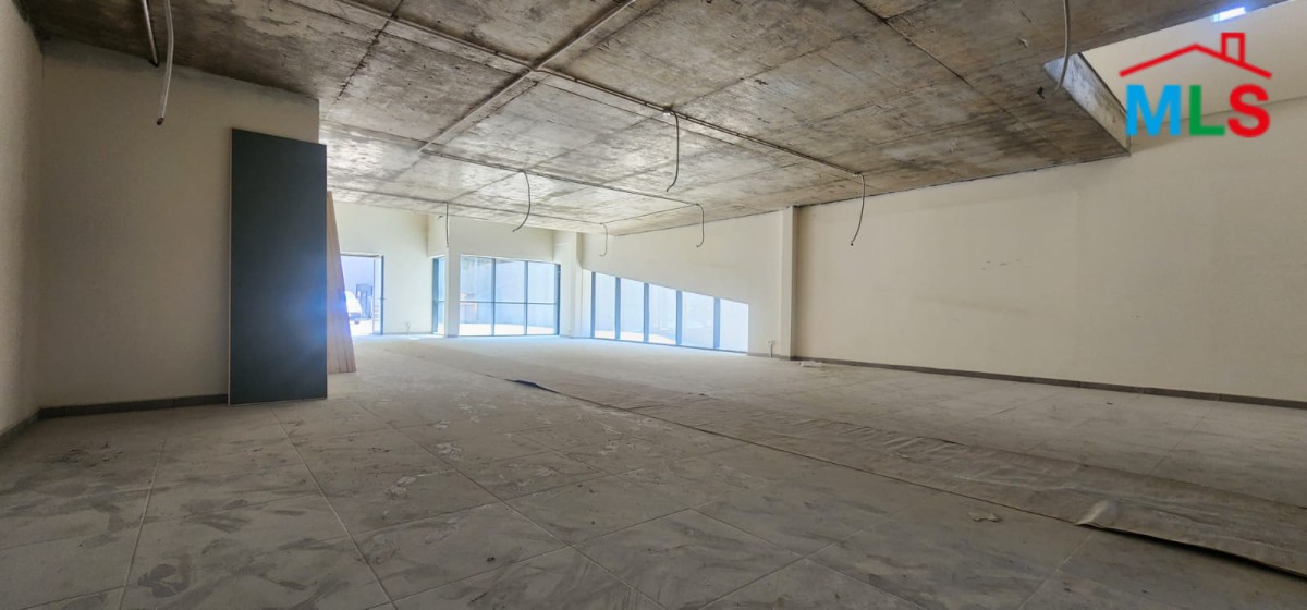 Large Showroom For Rent In Fiyadiye