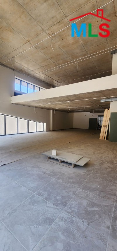 Large Showroom For Rent In Fiyadiye