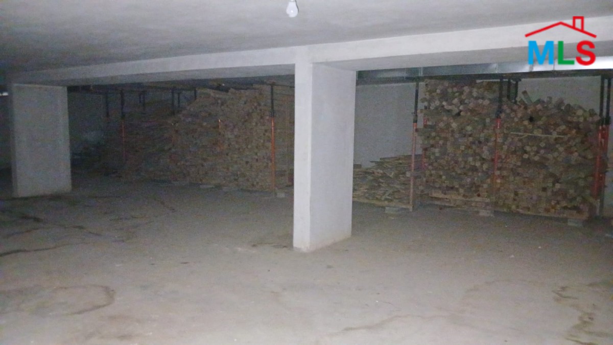 Spacious Warehouse For Rent in Antelias