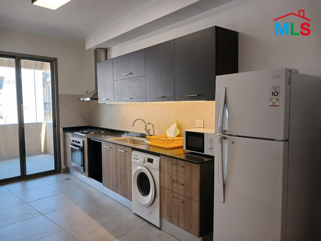 3-Bedroom Apartment For Rent in Gemmayze